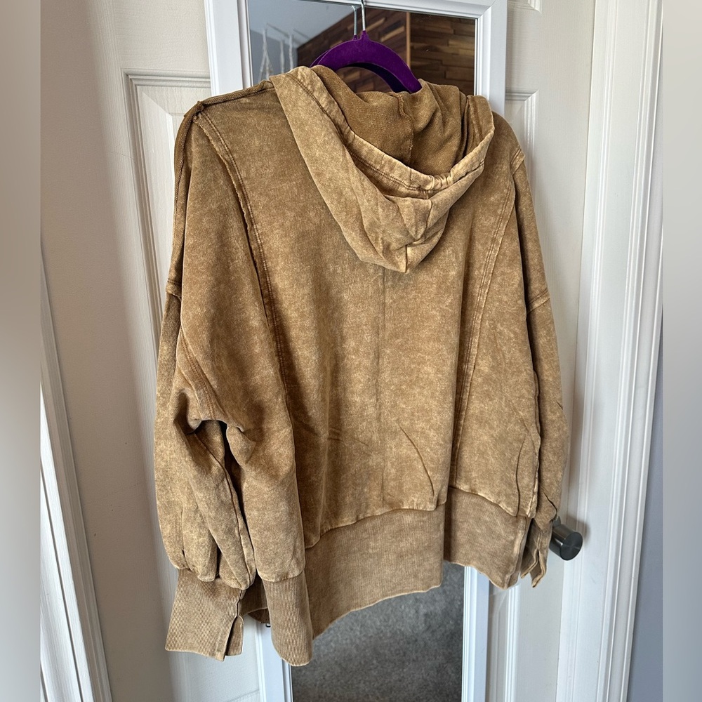 NWOT🤎Zenana Acid Washed French Terry Zip Hoodie S/M  Camel - Picture 8 of 9